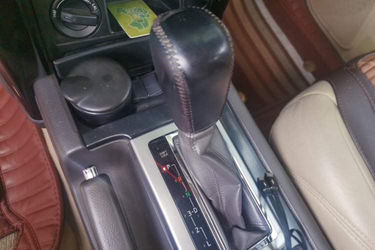 Used Toyota Prado 2013 2.7L Automatic Parallel Import Gear Lever