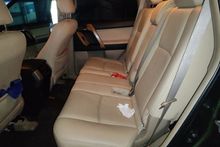 Used Toyota Prado 2013 2.7L Automatic Parallel Import Left Rear Seat