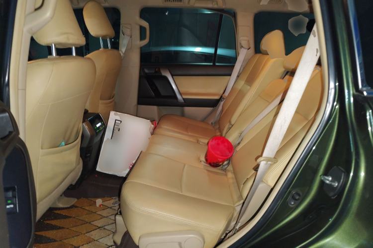 Used Toyota Prado 2013 2.7L Automatic Low-Power Version Middle East Edition Left Rear Seat
