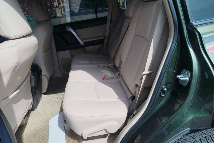 Used Toyota Prado 2013 2.7L Automatic Parallel Import Left Rear Seat