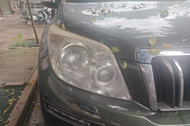 Used Toyota Prado  Right Front Headlight