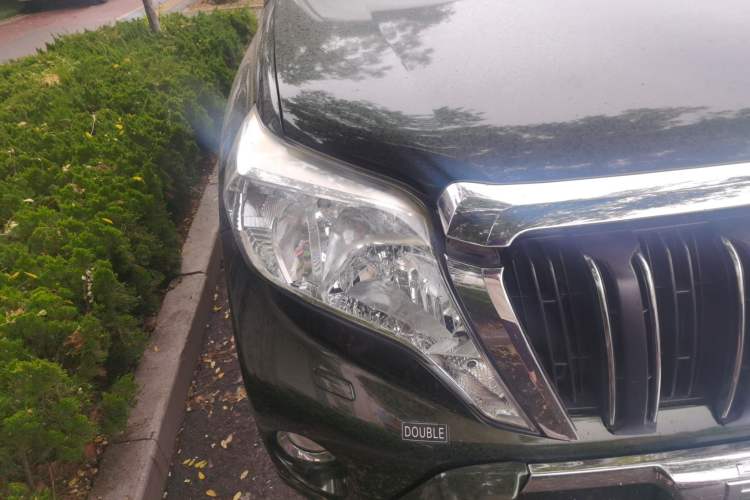 Used Toyota Prado 2013 2.7L Automatic Parallel Import Right Front Headlight