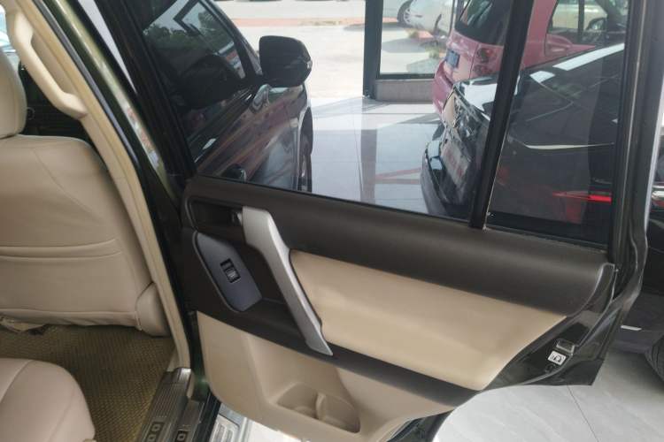 Used Toyota Prado 2013 2.7L Automatic Parallel Import Right Rear Door Interior