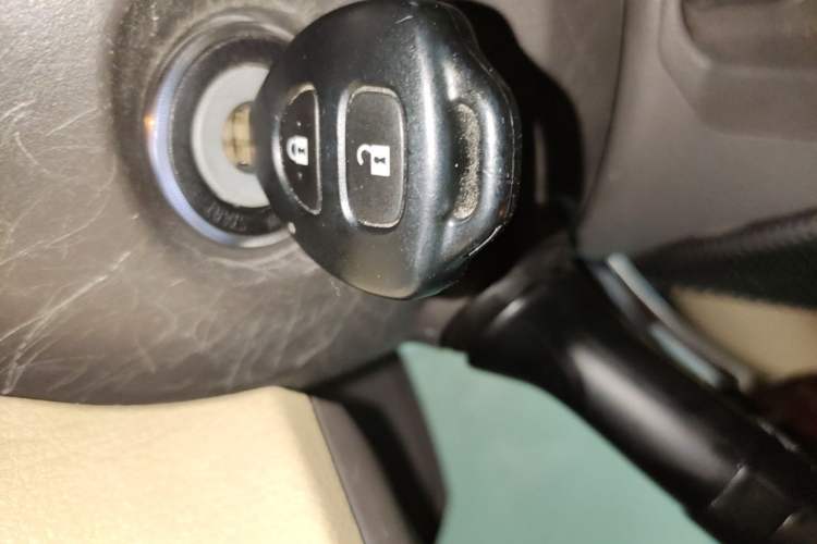Used Toyota Prado 2013 2.7L Automatic Middle East Version Vehicle Key