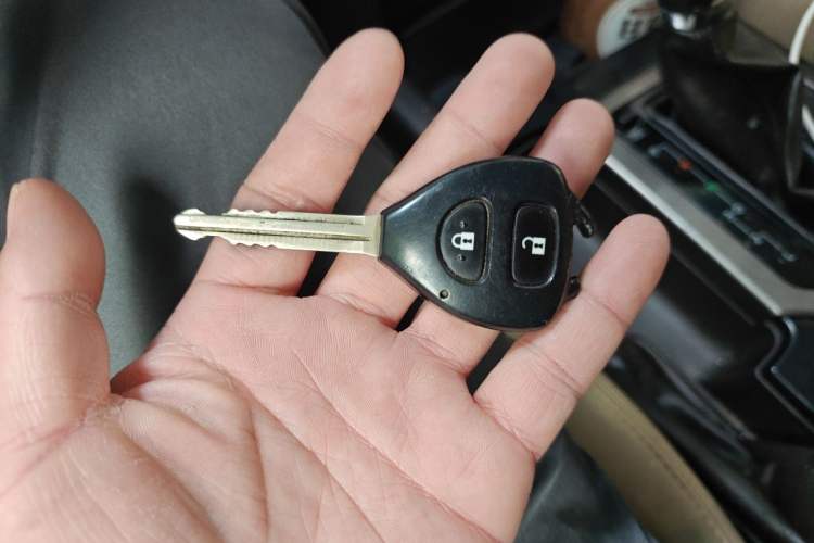 Used Toyota Prado  Vehicle Key
