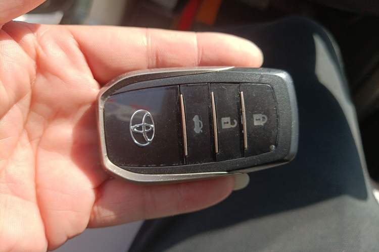 Used Toyota Prado  Vehicle Key