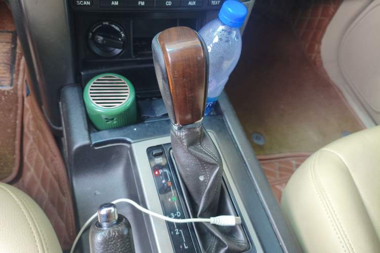 Used Toyota Prado 2013 2.7L Automatic Parallel Import Gear Lever