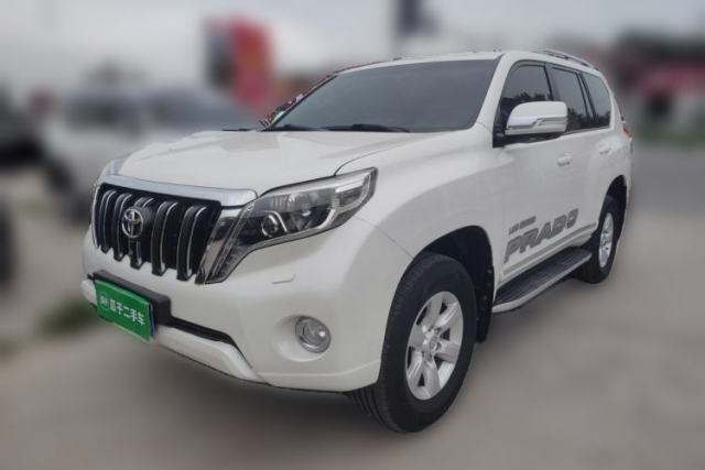 Used Toyota Prado Parallel import; Prado 2013, gasoline, automatic, 4.0, Middle East specification, 7 seats.
