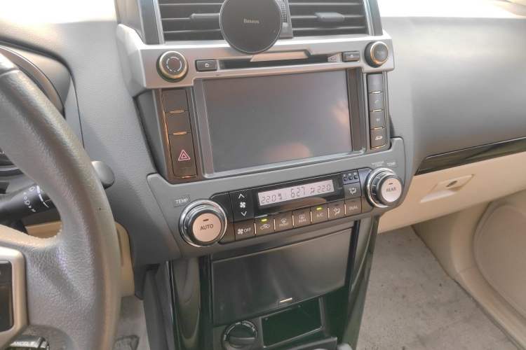 Used Toyota Prado  Audio And AC Panel