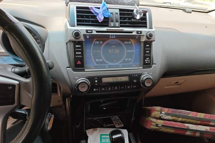 Used Toyota Prado  Audio And AC Panel