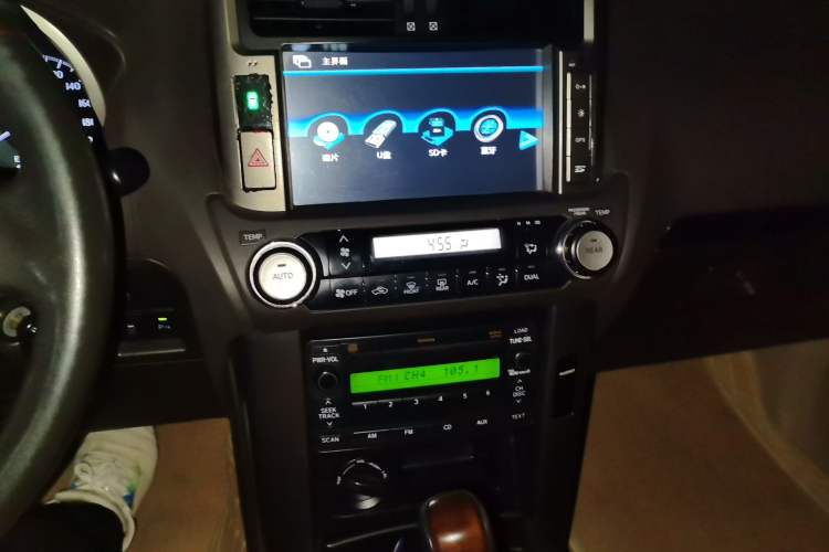 Used Toyota Prado  Audio And AC Panel