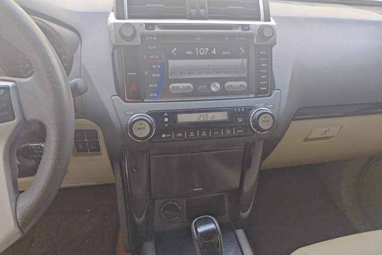 Used Toyota Prado  Audio And AC Panel
