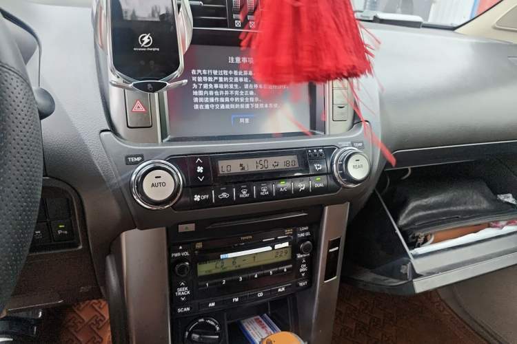 Used Toyota Prado  Audio And AC Panel