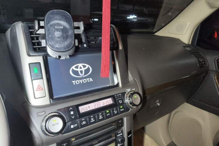 Used Toyota Prado  Audio And AC Panel
