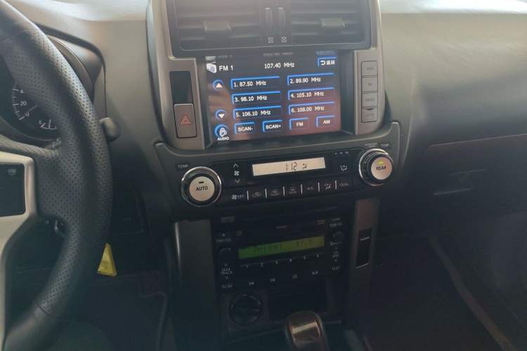 Used Toyota Prado  Audio And AC Panel