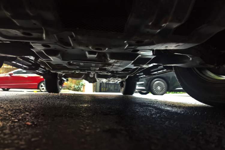 Used Toyota Prado 2013 2.7L Automatic Middle East Version Chassis Front