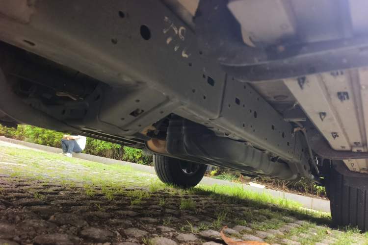 Used Toyota Prado 2013 2.7L Automatic Middle East Version Chassis Front Left