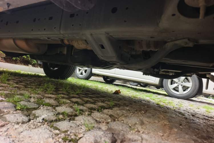 Used Toyota Prado 2013 2.7L Automatic Middle East Version Chassis Front Right