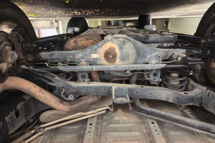 Used Toyota Prado 2013 2.7L Automatic Middle East Version Chassis Rear