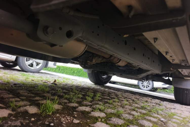 Used Toyota Prado 2013 2.7L Automatic Middle East Version Chassis Rear Right