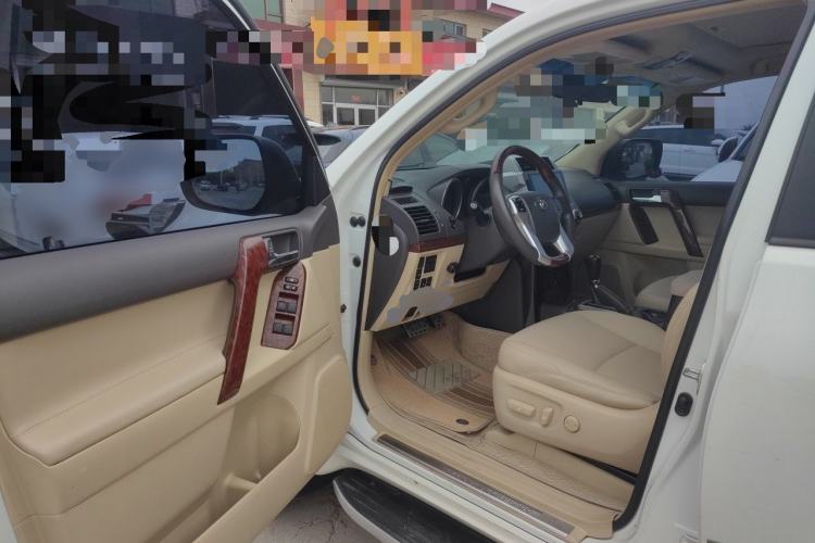Used Toyota Prado  Driver Seat