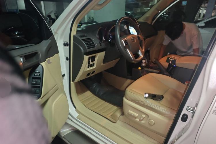 Used Toyota Prado  Driver Seat
