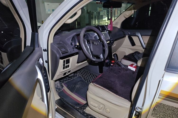 Used Toyota Prado 2013 2.7L Automatic Parallel Import Driver Seat