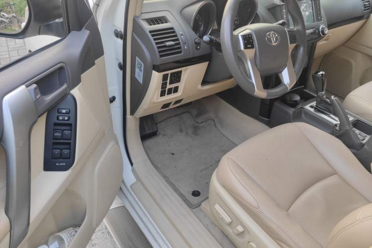 Used Toyota Prado  Driver Seat