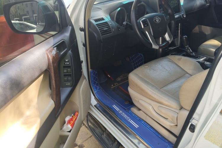 Used Toyota Prado 2013 2.7L Automatic Parallel Import Driver Seat