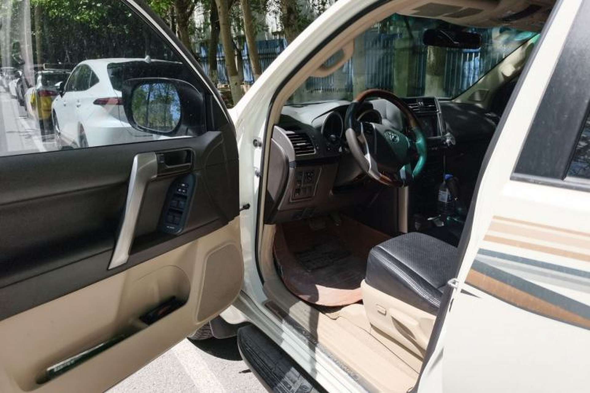 Used Toyota Prado 2013 2.7L Automatic Low-Power Version Middle East Edition Driver Seat