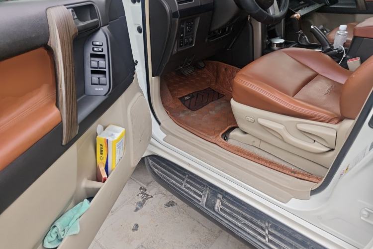 Used Toyota Prado  Driver Seat