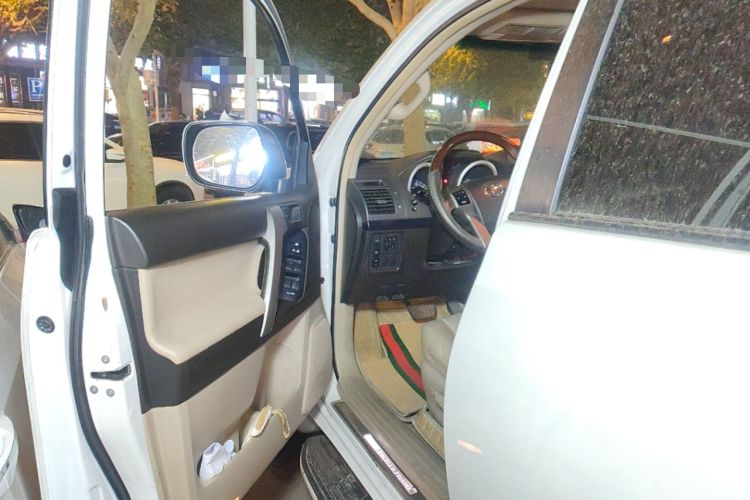 Used Toyota Prado  Driver Seat