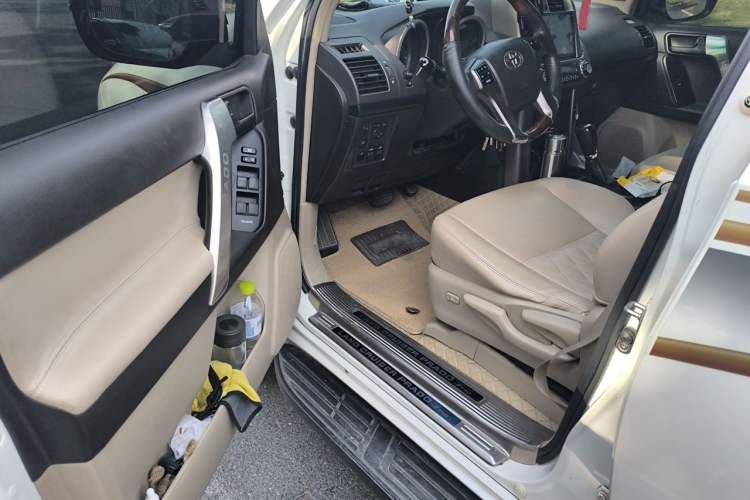 Used Toyota Prado 2013 2.7L Automatic Parallel Import Driver Seat