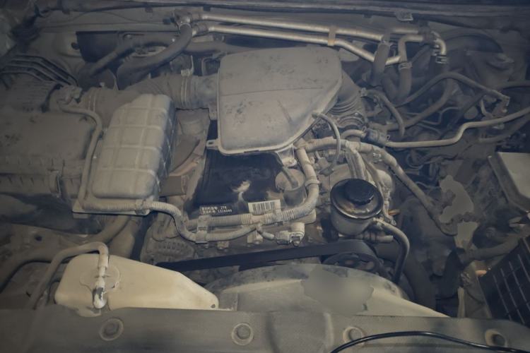Used Toyota Prado  Engine Bay