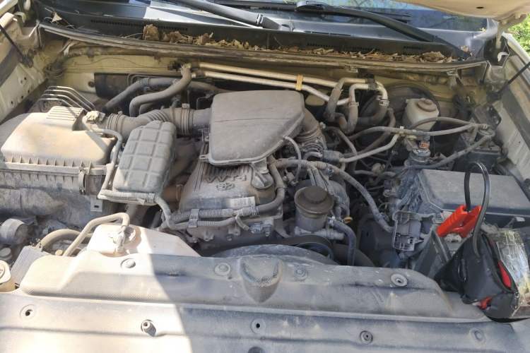 Used Toyota Prado 2013 2.7L Automatic Parallel Import Engine Bay