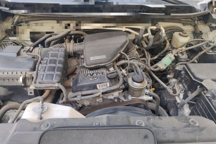Used Toyota Prado  Engine Bay