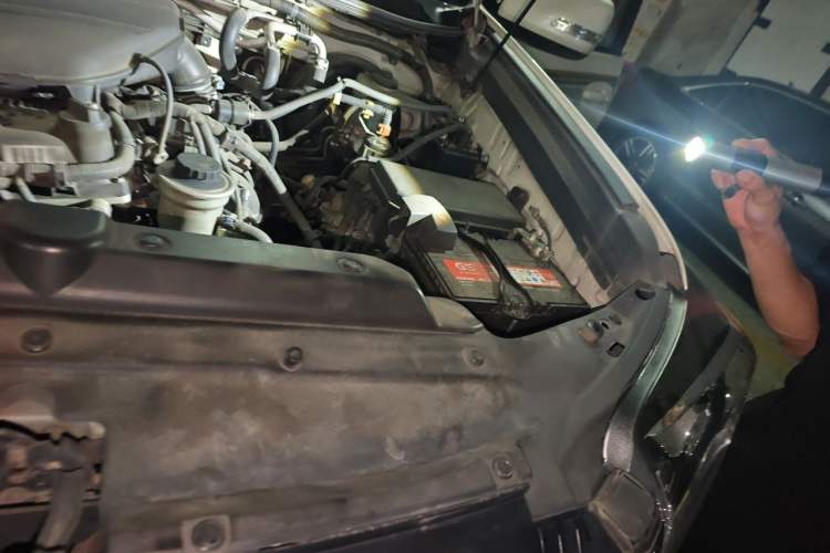 Used Toyota Prado  Engine Bay Left