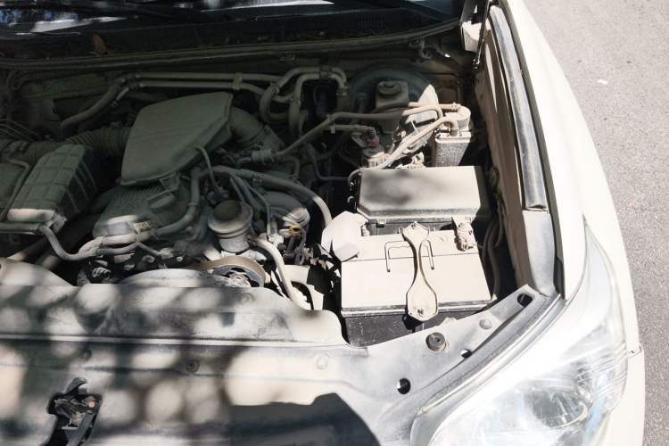 Used Toyota Prado 2013 2.7L Automatic Low-Power Version Middle East Edition Engine Bay Left