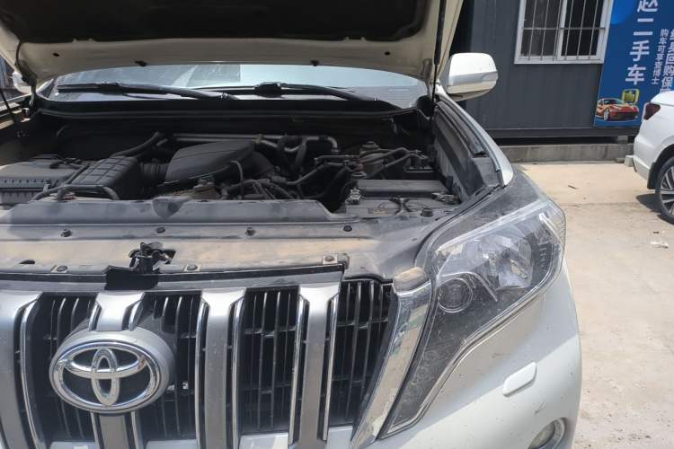 Used Toyota Prado  Engine Bay Left