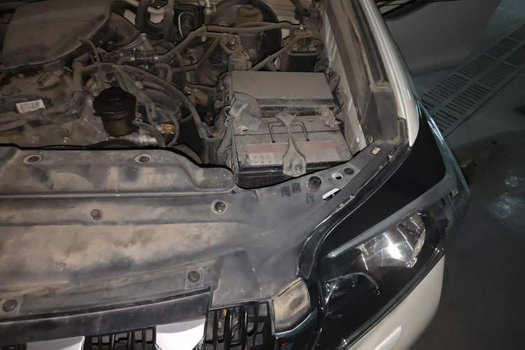 Used Toyota Prado  Engine Bay Left