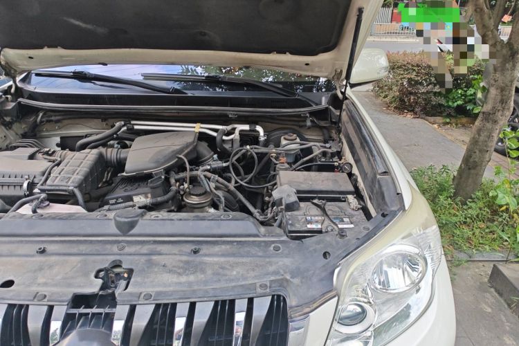 Used Toyota Prado  Engine Bay Left