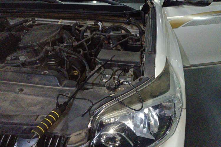 Used Toyota Prado  Engine Bay Left