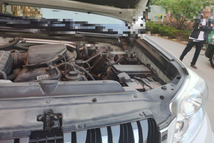 Used Toyota Prado  Engine Bay Left