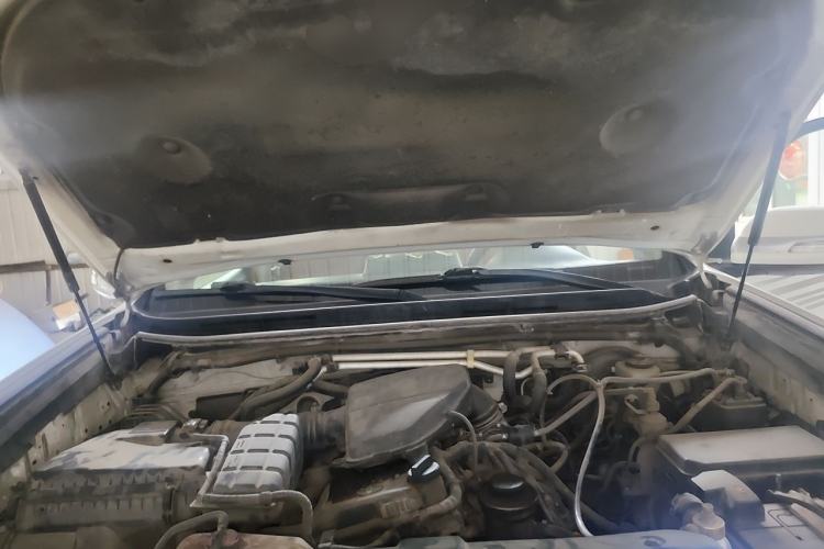 Used Toyota Prado  Engine Bay