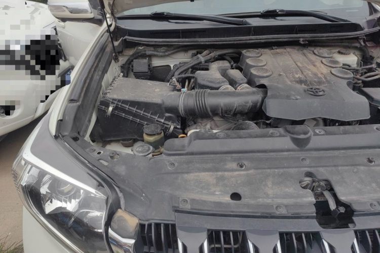 Used Toyota Prado  Engine Bay Right