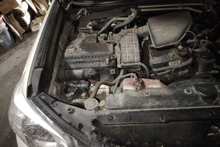 Used Toyota Prado 2013 2.7L Automatic Middle East Version Engine Bay Right