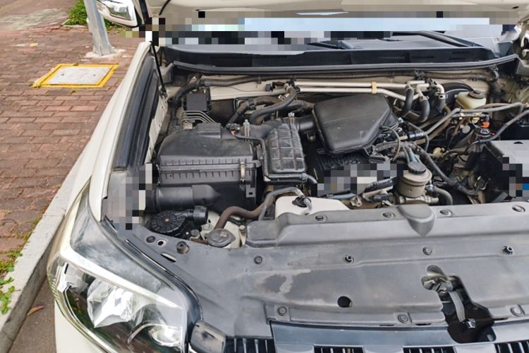 Used Toyota Prado 2013 2.7L Automatic Middle East Version Engine Bay Right