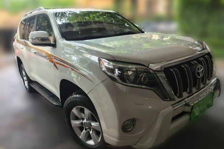 Used Toyota Prado 2013 2.7L Automatic Middle East Version Front Right 45 Deg