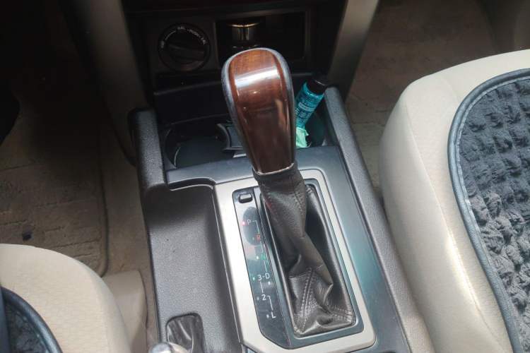 Used Toyota Prado 2013 2.7L Automatic Middle East Version Gear Lever