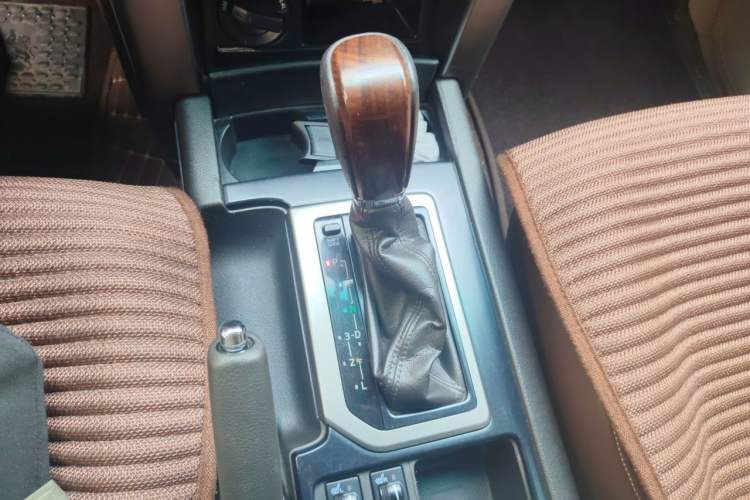Used Toyota Prado  Gear Lever